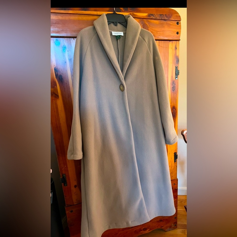 Women’s Long Fleece Taupe Coat